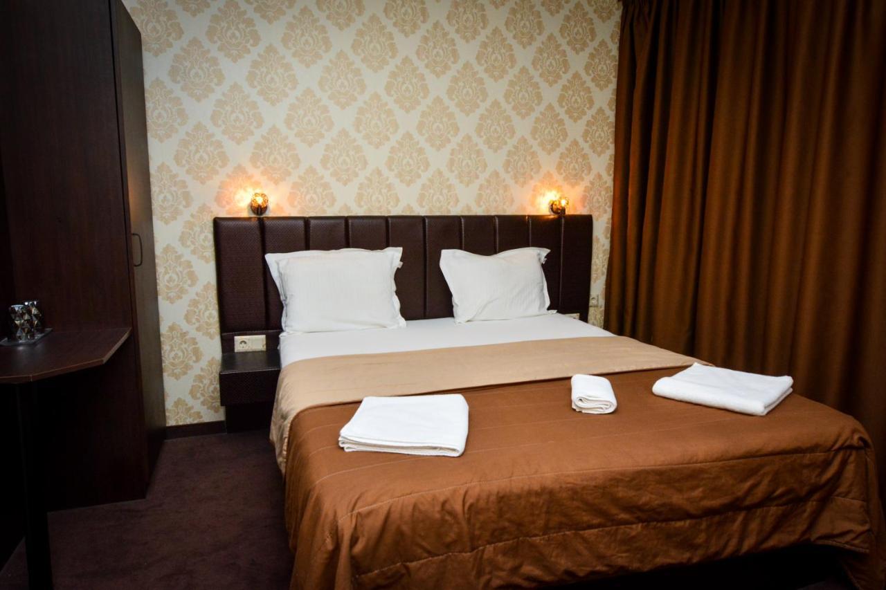 Guest House Vrazhdebna Sofia Esterno foto