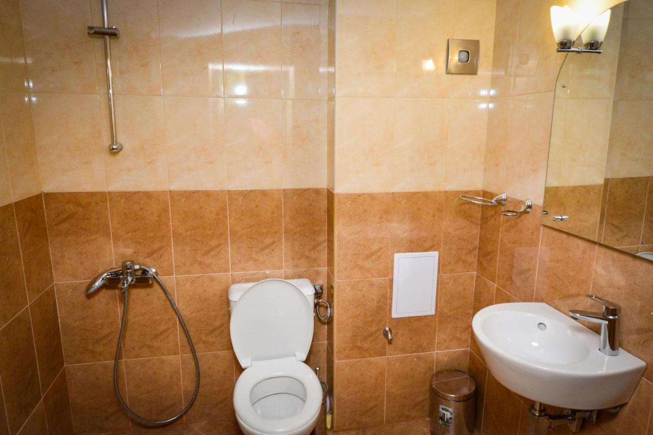 Guest House Vrazhdebna Sofia Esterno foto